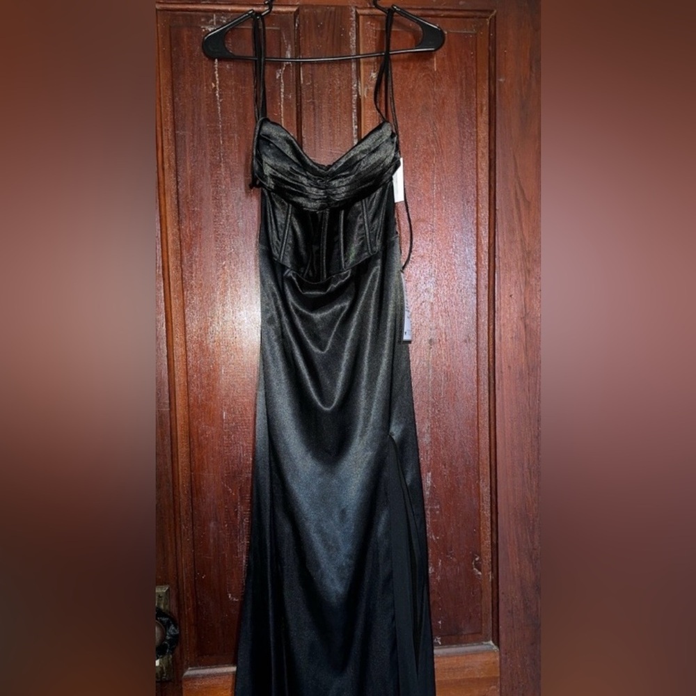Black prom dress
